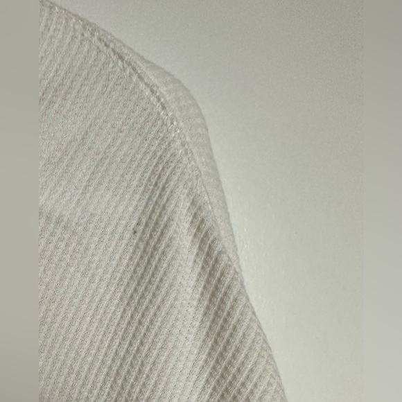 White Old Navy Thermal Long Sleeve Shirt - Picture 2 of 3